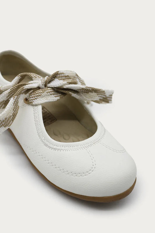Ivory Nina Flat